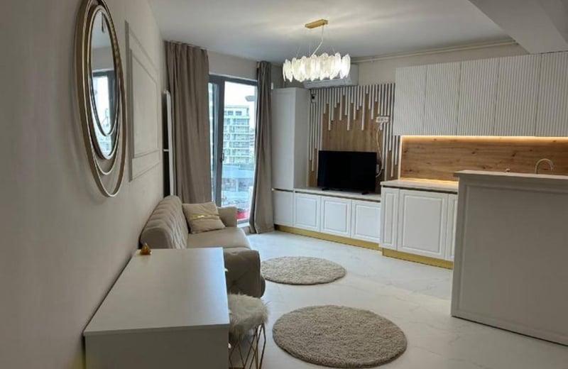 Аренда светлых 2-комнатных апартаментов, 40 м², район Мамая Норд, Констанца, Румыния